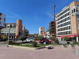 Loft en venta en Casc Antic photo 0