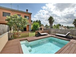 Casa en venta en Can Parellada(08228) photo 0