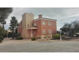 Villa En venta en Elche photo 0