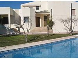 SE ALQUILA CHALET CON PISCINA photo 0