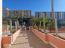 PISO DE 4 HABITACIONES Y PLAZA DE GARAJE EN BARRIO DEL CABO EN SANTA CRUZ DE TENERIFE photo 0