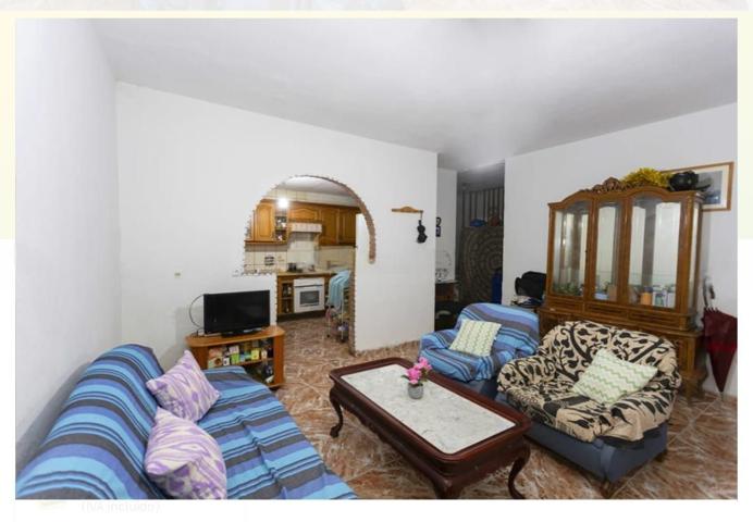 Villa En venta en Granja suarez photo 0