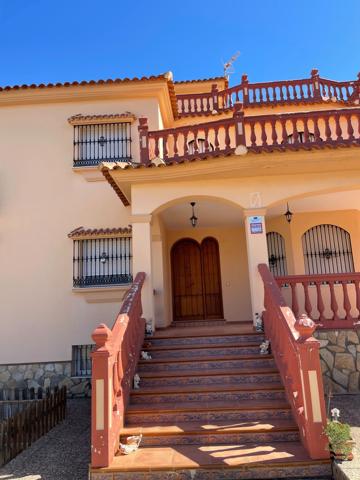Villa En venta en Casabermeja photo 0