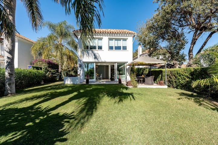 Villa En venta en Mijas photo 0