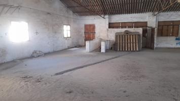 Almacén En venta en Coín photo 0