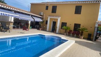 Villa En venta en Vélez-Málaga photo 0