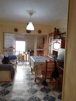 Piso En venta en El molinillo photo 0