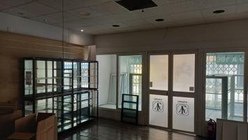 Local En venta en El palo photo 0