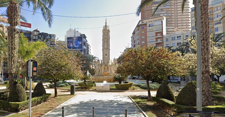 Local En venta en Alacant-Alicante photo 0