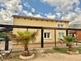 Villa En venta en Salinas photo 0