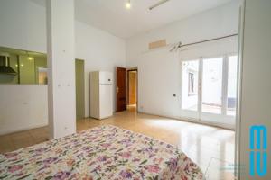 ¡Te presentamos una excelente oportunidad en Badalona! photo 0