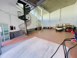 ¡OPORTUNIDAD ÚNICA! NAVE INDUSTRIAL DE 492 m² CON OFICINAS, BAÑO Y PATIO PRIVADO photo 0
