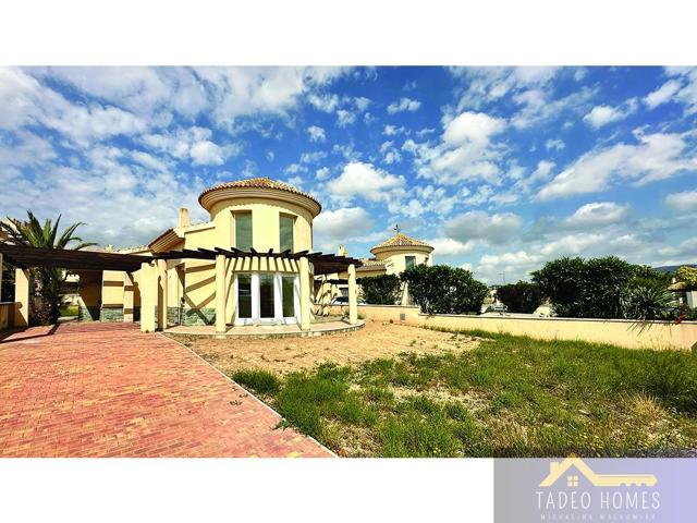 Unifamiliar En venta en Perigallo, 41, United Golf Resort, Gea Y Truyols photo 0