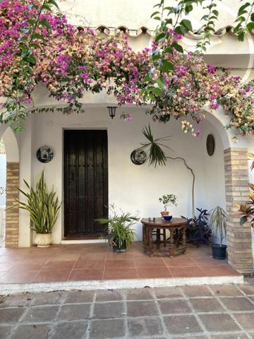 Casa o chalet en venta en Los Boliches, Málaga photo 0