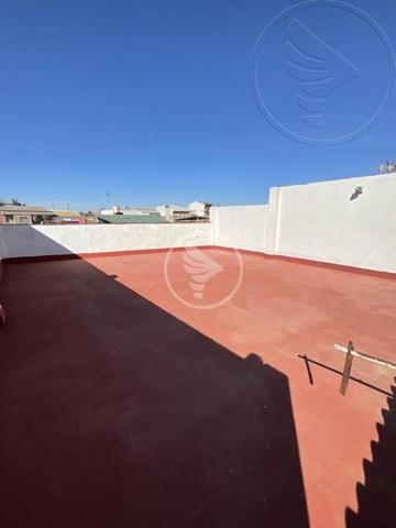 Casa en venta en Calle Centenillo de Linares. photo 0