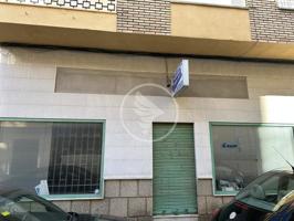Local comercial en Linares de 103m². photo 0