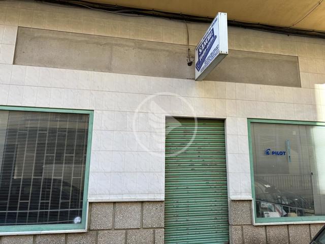 Local comercial en Linares de 103m². photo 0