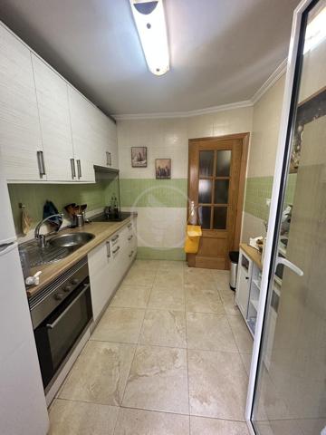 Estupendo piso en venta en Linares. photo 0