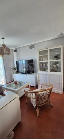 Se vende piso en Casco Antiguo. photo 0