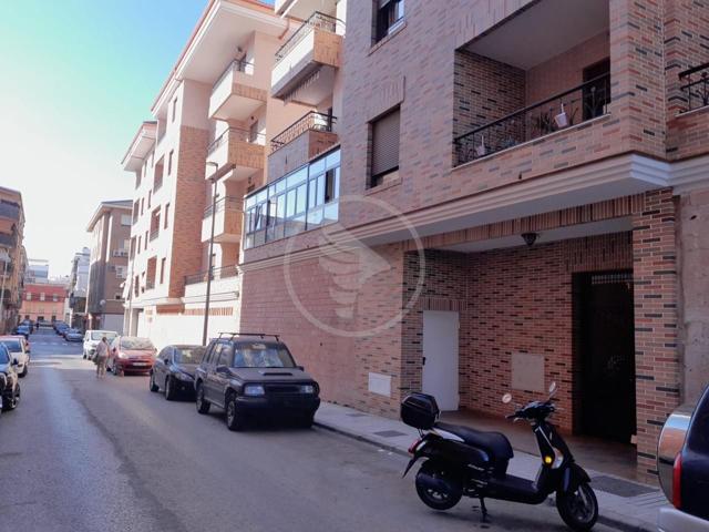 Venta piso Avenida San Sebastián photo 0