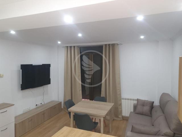 Se alquila piso en el centro. photo 0