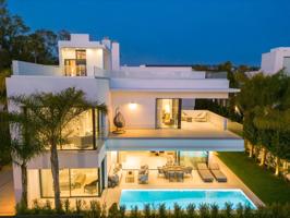 Casa - Chalet en venta en Marbella de 434 m2 photo 0