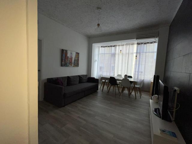HERMOSO PISO CON SEMIREFORMA photo 0