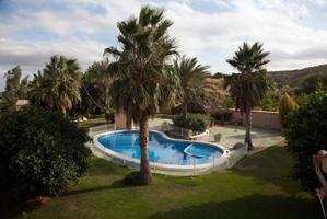 EXCEPCIONAL OPORTUNIDAD DE ACCEDER A UNA VILLA PRIVADA photo 0