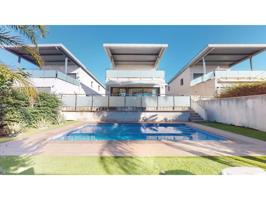 Chalet en venta en L'Ardiaca-La Llosa photo 0