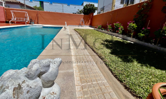 Villa En venta en Chiclana de la Frontera photo 0