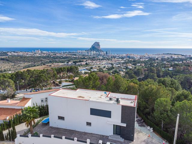 Villa En venta en Calp photo 0
