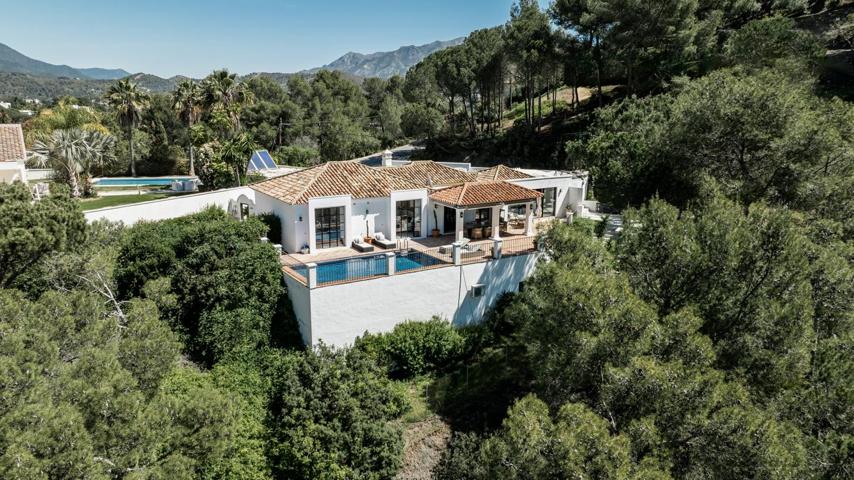 Villa de 4D con vistas increibles en la comunidad cerrada de El Madroñal photo 0