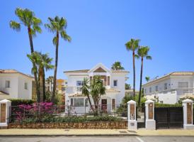 Moderna Villa en Monte Biarritz, Estepona photo 0