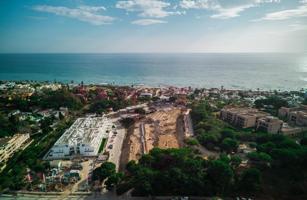 Nuevo proyecto en el lado de la playa en Elviria, Marbella photo 0