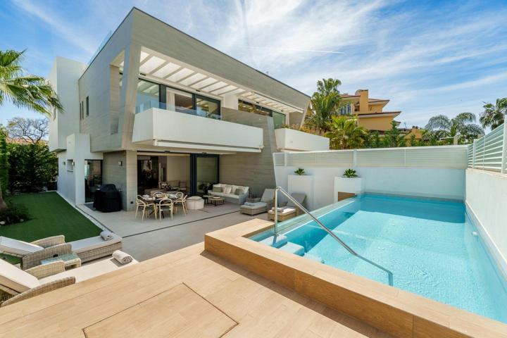 Moderna Villa Pareada a minutos de Puerto Banús photo 0