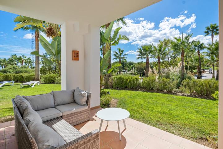 Apartamento en Planta Baja de 2 Dormitorios en Alcazaba Lagoon, Casares photo 0