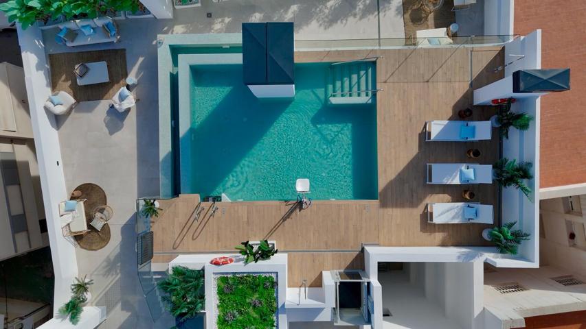 Listo para entrar - Apartamento en Estepona de 2 habitaciones a un minuto de la playa a pie photo 0