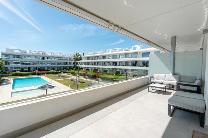 Encantador apartamento de 2 dormitorios en Bel‑Air, Estepona photo 0