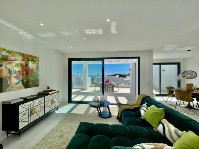 Ático en venta en Estepona de 149 m2 photo 0