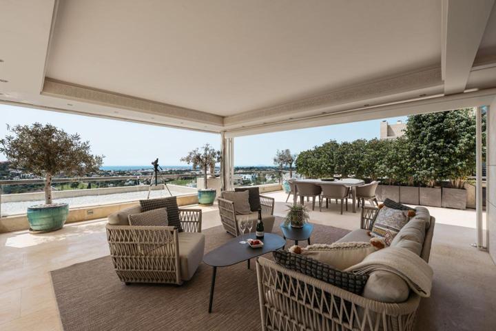 Ático Dúplex de Lujo con Vistas Panorámicas al Mar y Piscina Privada en Los Arrayanes, Nueva Andalucía photo 0