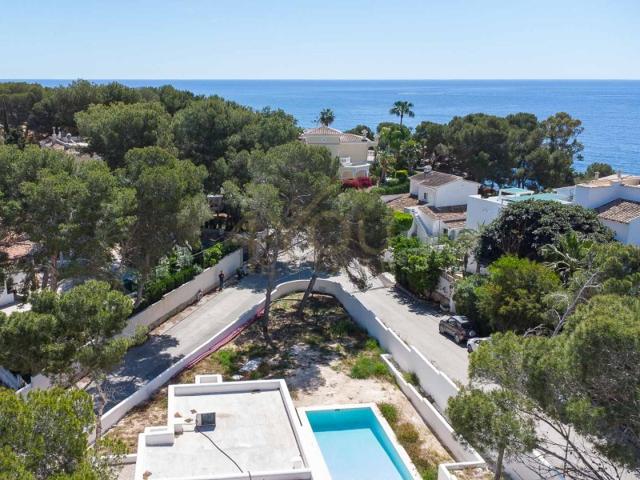 Villa En venta en Moraira photo 0