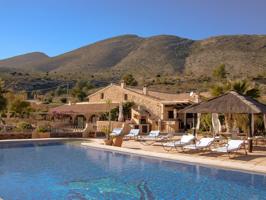 Villa En venta en Benissa photo 0