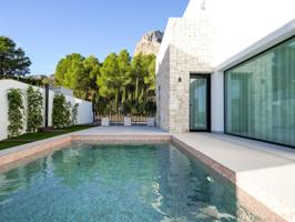 Villa En venta en Polop photo 0