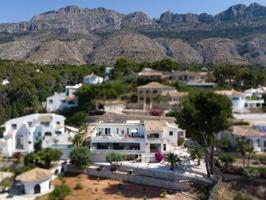 Villa En venta en Altea photo 0