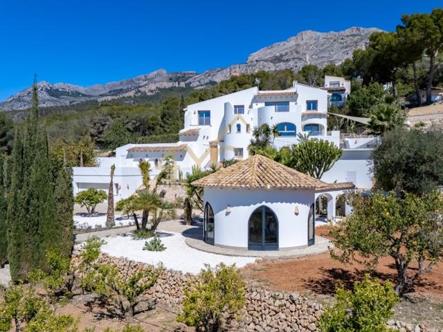Villa En venta en Altea photo 0