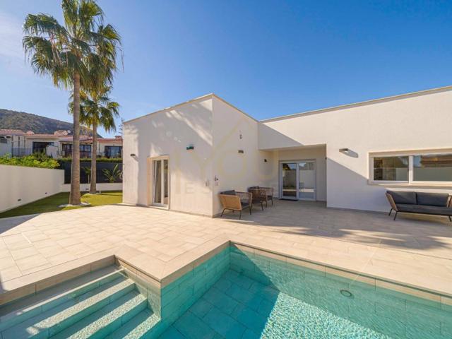 Villa En venta en L'Alfàs Del Pi photo 0