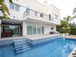 Villa En venta en L'Alfàs Del Pi photo 0