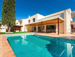 Villa En venta en L'Alfàs Del Pi photo 0