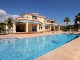 Villa En venta en L'Alfàs Del Pi photo 0