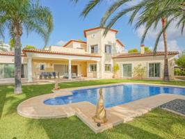 Villa En venta en Benissa photo 0